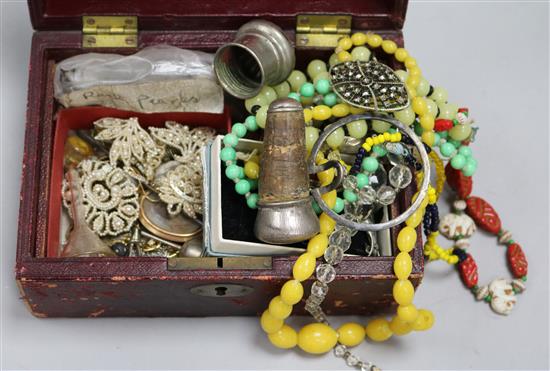 Mixed costume jewellery - 2 gold rings, bangle and seed pearls etc.